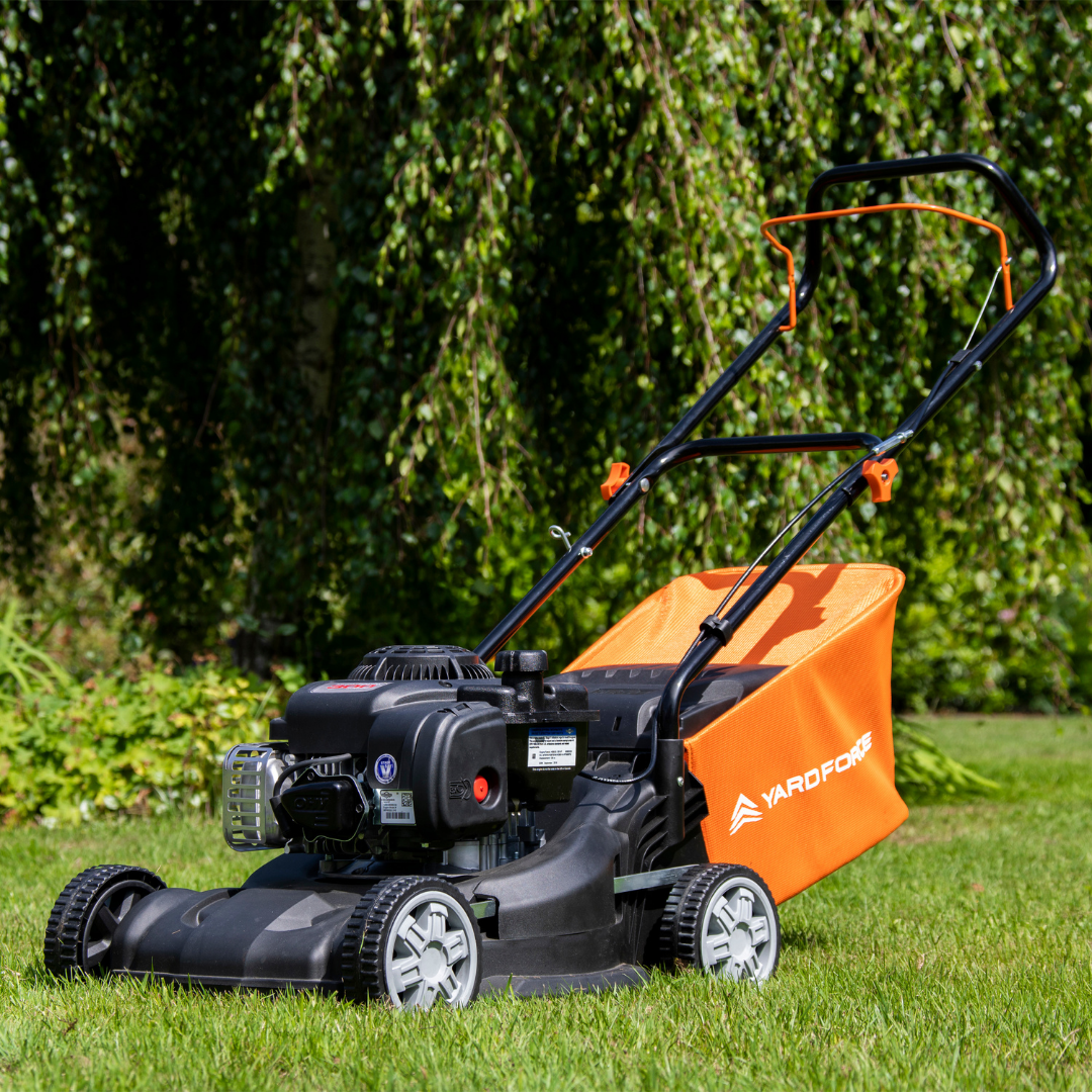 40cm Push Petrol Lawnmower - B&S Engine