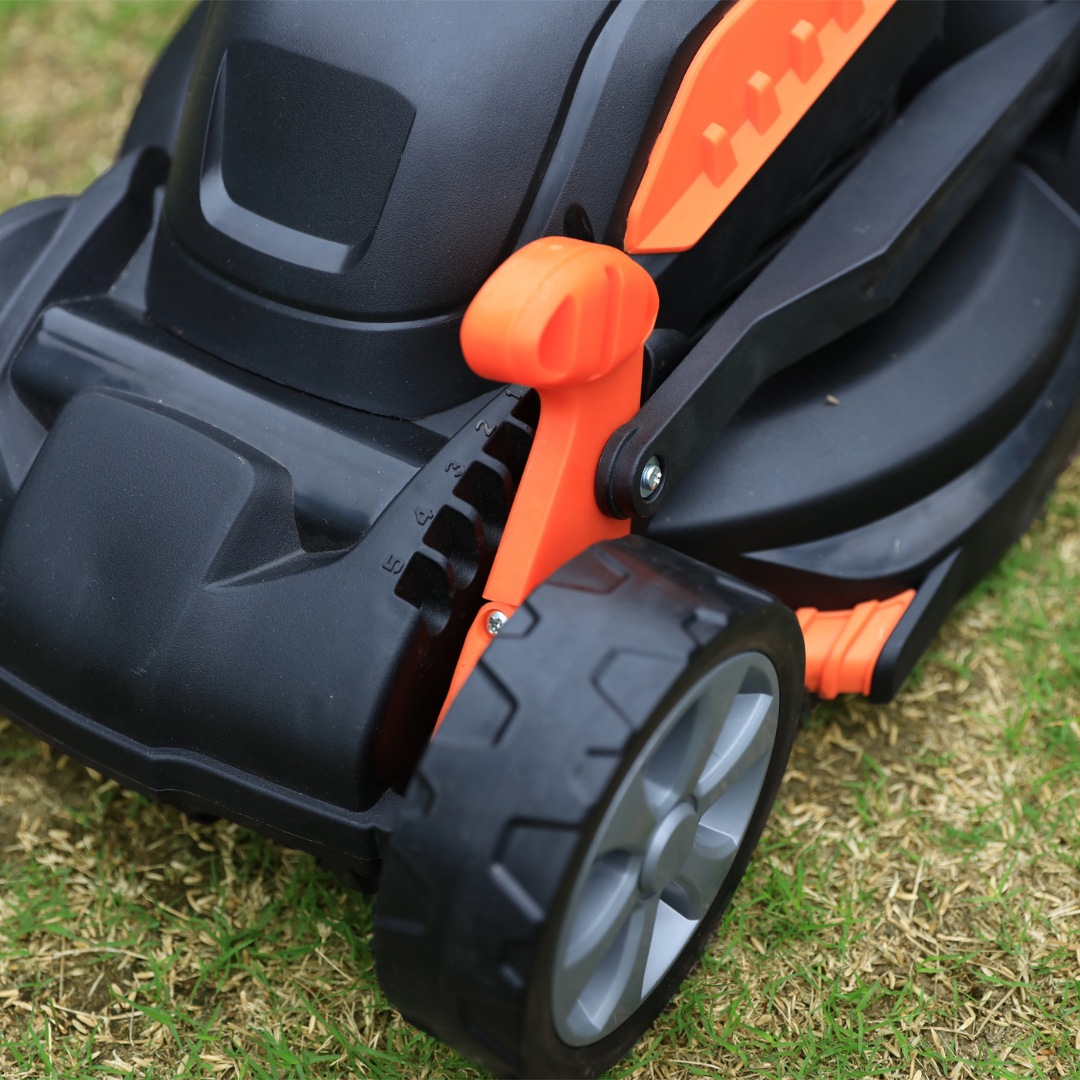 20V 33cm Brushless Cordless Lawnmower & Trimmer Lawn Care Twin Pack