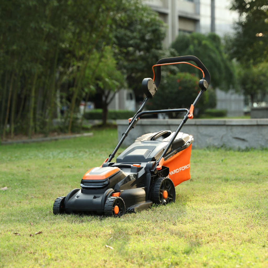 40V 37cm Cordless Lawnmower