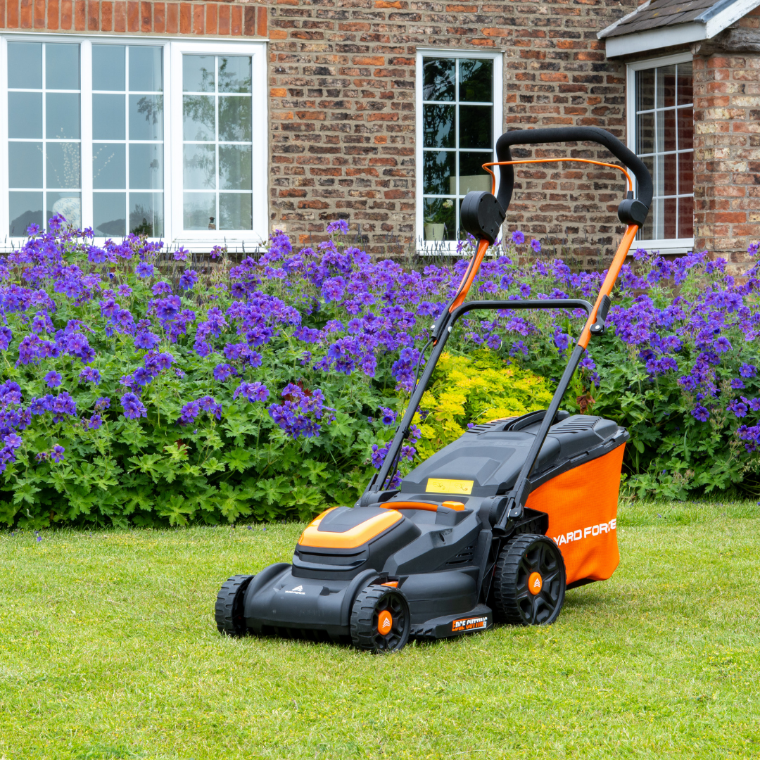 40V (2x20V) 40cm Cordless Brushless Lawnmower