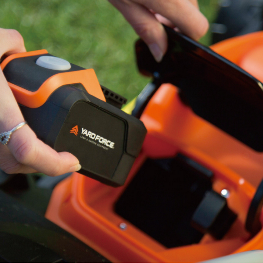 40V 32cm Cordless Lawnmower & Trimmer Lawn Care Twin Pack