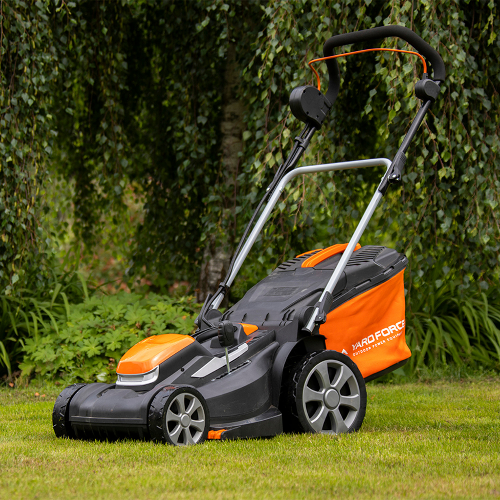 40V 34cm Cordless Brushless Lawnmower