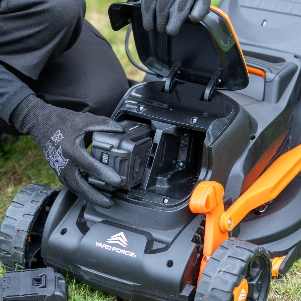 40V 37cm Cordless Lawnmower