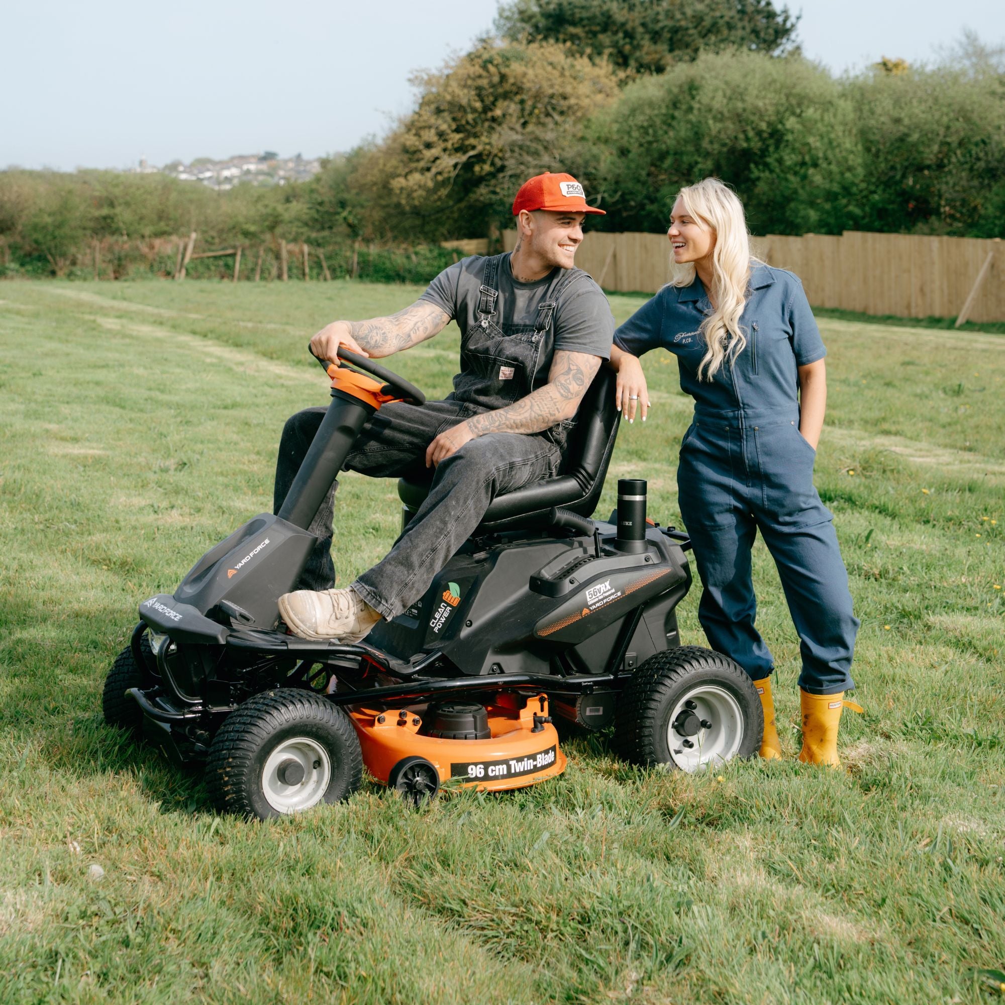 ProRider E559 Battery Powered Ride-On Lawnmower
